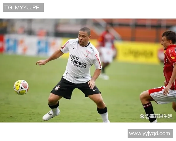 巴西足球队历届传奇球星名字盘点与辉煌成就回顾 巴西足球队历届传奇球星名字盘点与辉煌成就回顾