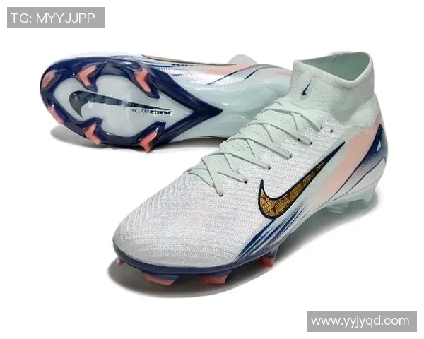 C罗足球鞋选择揭秘 哪些品牌和型号伴随他征战绿茵场 C罗足球鞋选择揭秘 哪些品牌和型号伴随他征战绿茵场